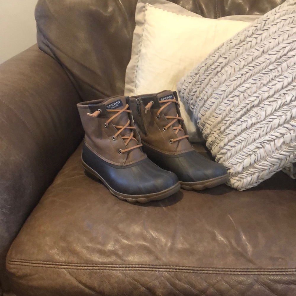 Sperry top-sider rubber boots